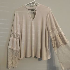 White/Cream Xhilaration Top